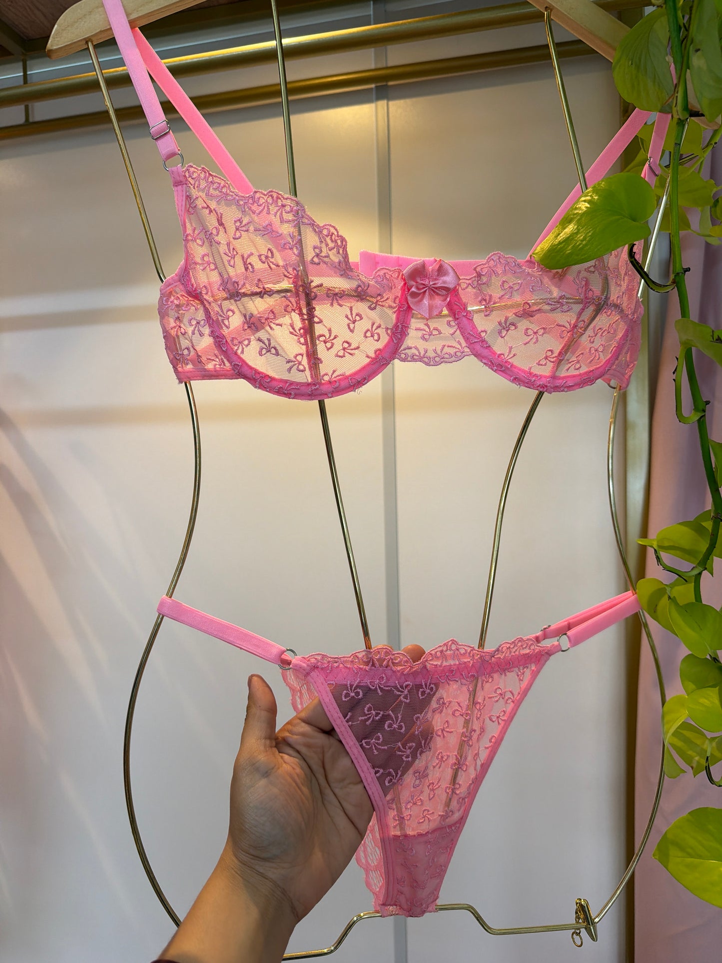 Conjunto Laços de Amor Rosa com Calcinha Personalizável nome ou frase com até 15 letras