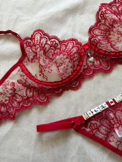 Conjunto Beijo Proibido personalizável até 12 letras