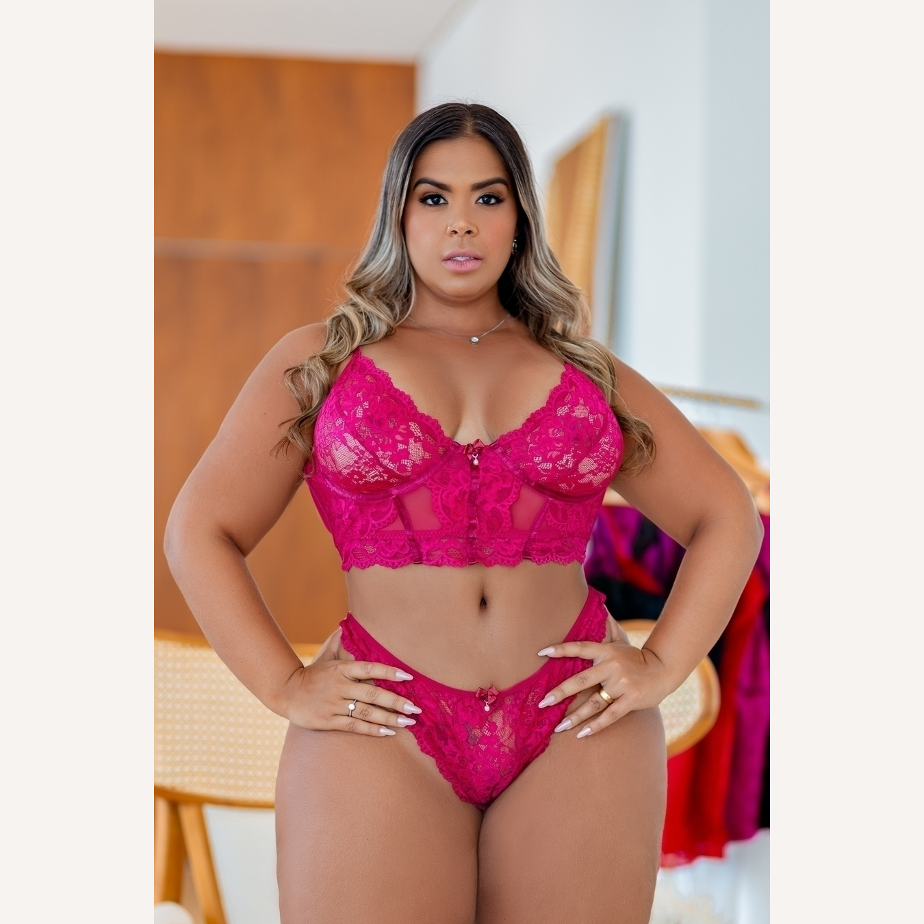 Cropped Lucy Plus Size