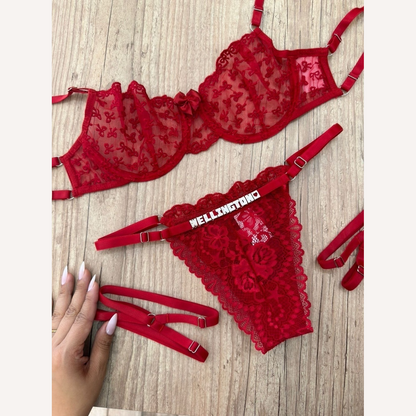 Conjunto Laços de Amor Rubi Personalizável até 15 letras