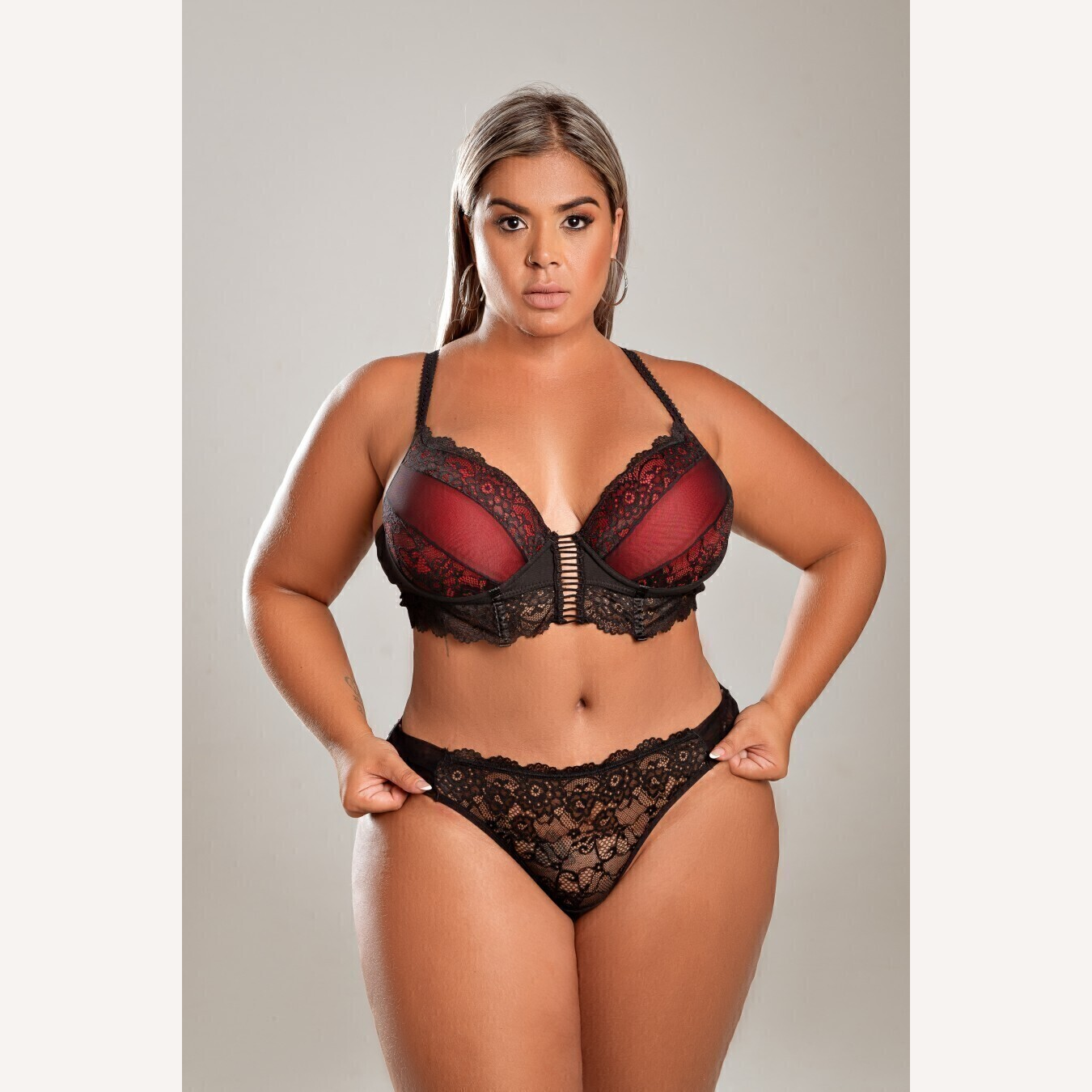 Cropped Helô Plus Size