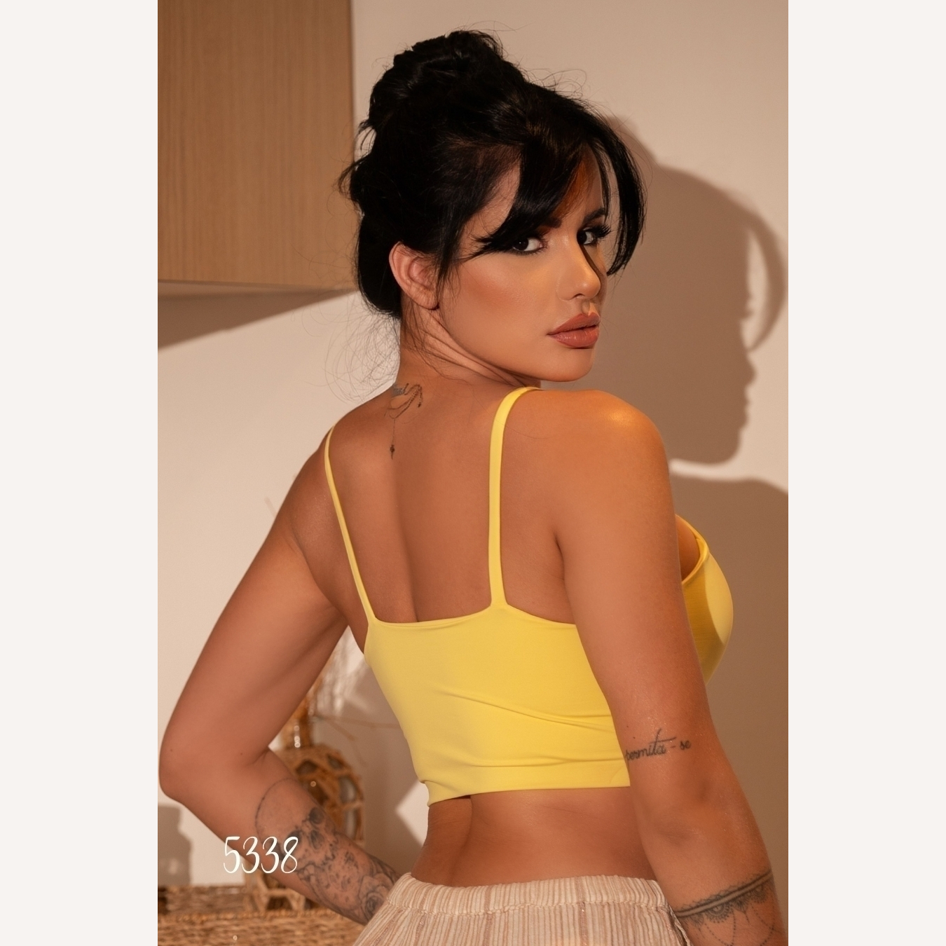 Top cropped microfibra