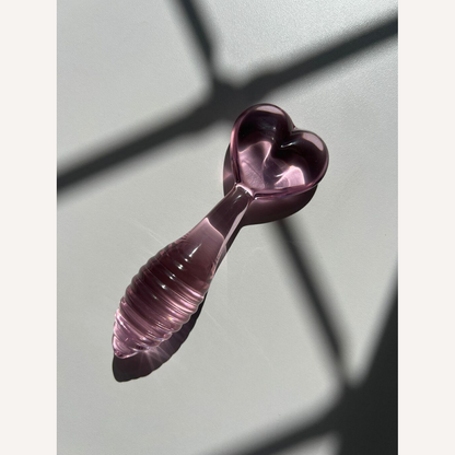 Plug Anal de Vidro Colmeia com Base de Coração - 13,0 x 3,0 cm
