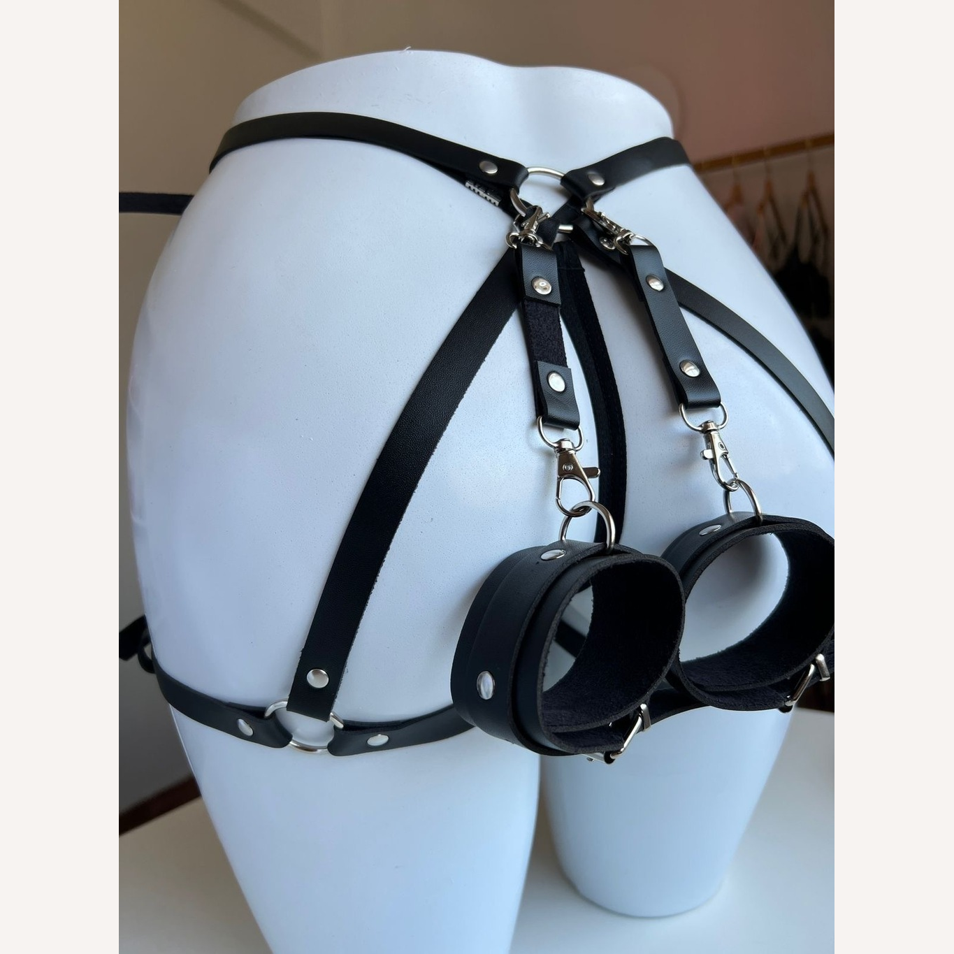 Arreio Harness Cinta Algema Pulso Sexy Import