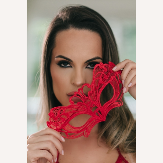 Mascara Mistério Sensual em renda bordada