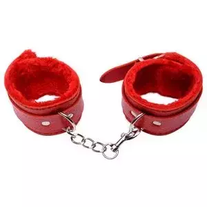 Algema Bracelete com Corrente Pelúcia