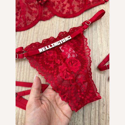 Conjunto Laços de Amor Rubi Personalizável até 15 letras